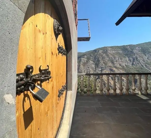 اتاق سوپریور, Harsnadzor Eco Resort