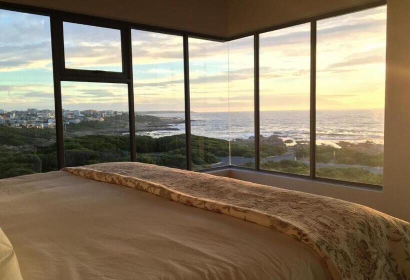 キングサイズベッドのスイートルーム, Marine 5 Boutique