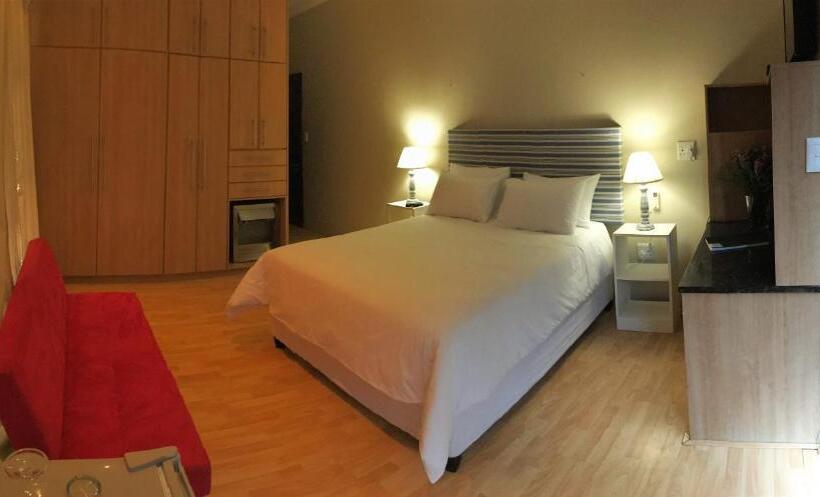 デラックススイート, Marine 5 Boutique