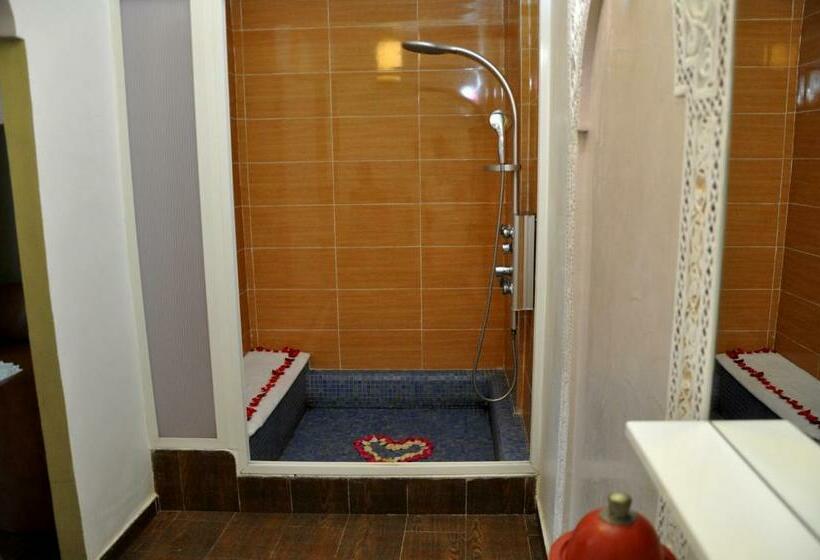 标准房带园景, Riad Hamdani