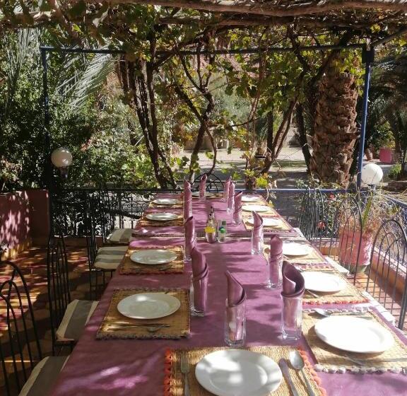 اتاق استاندارد, Riad Camping Atlas