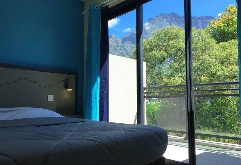 اتاق استاندارد با تخت دو نفره بزرگ, La Villa Kazuera