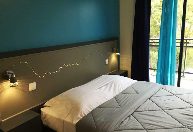 اتاق استاندارد با تخت دو نفره بزرگ, La Villa Kazuera