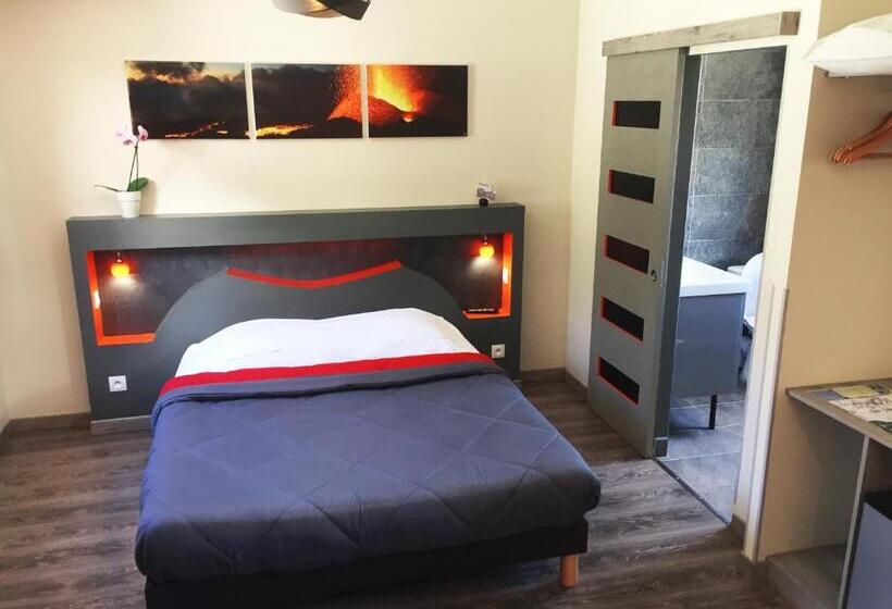 اتاق لوکس با چشم‌انداز, La Villa Kazuera