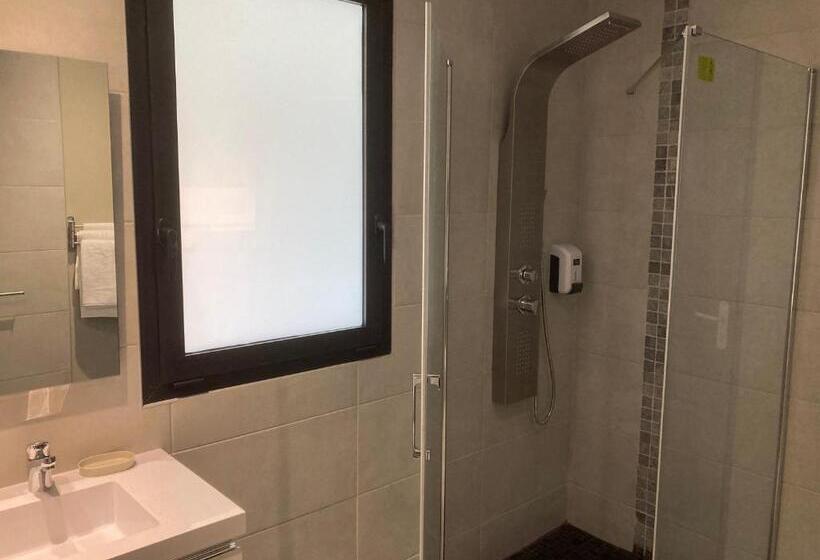 اتاق استاندارد با بالکن, La Villa Kazuera