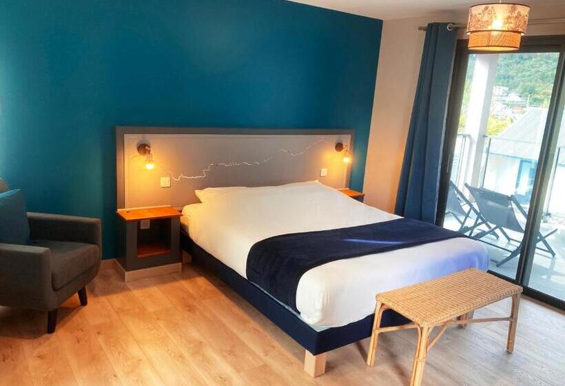 اتاق لوکس با تخت دو نفره بزرگ, La Villa Kazuera