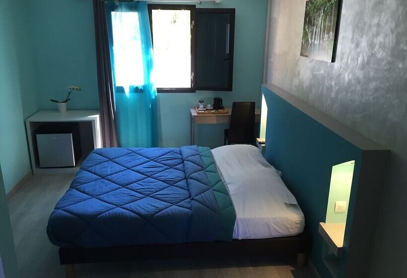 اتاق استاندارد با چشم‌انداز باغ, La Villa Kazuera