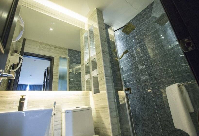 חדר דלוקס לשלושה, Midori Concept