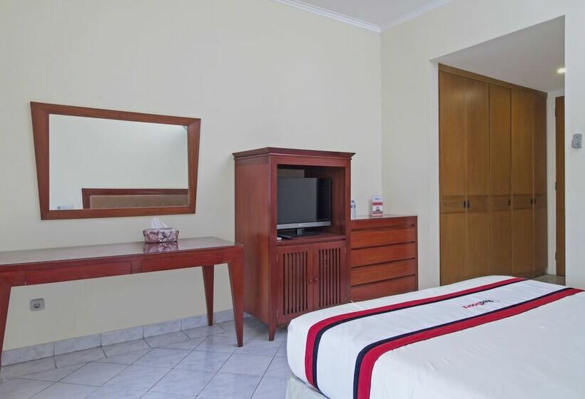 Номер Стандарт, Reddoorz @ Pejaten Raya