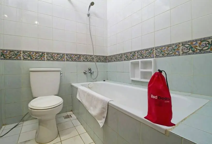 Standard-huone, Reddoorz @ Pejaten Raya