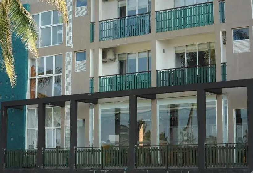 バルコニー付きデラックスルーム, Saprin Beach Resort