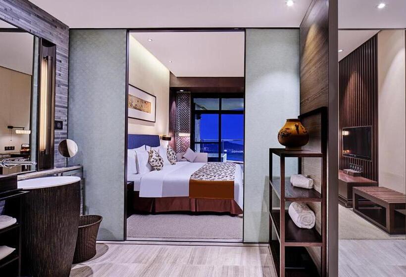 חדר אקונומי, Shenzhen Castle Golf