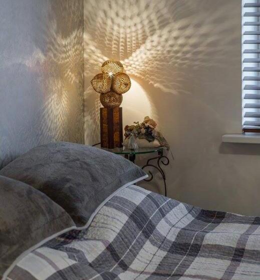 اتاق استاندارد چهار تخته, Central Luxury Apartments