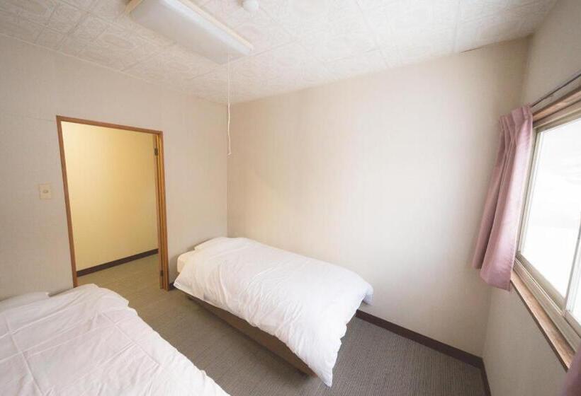 이코노미 룸, Hakuba Cortina Backpackers