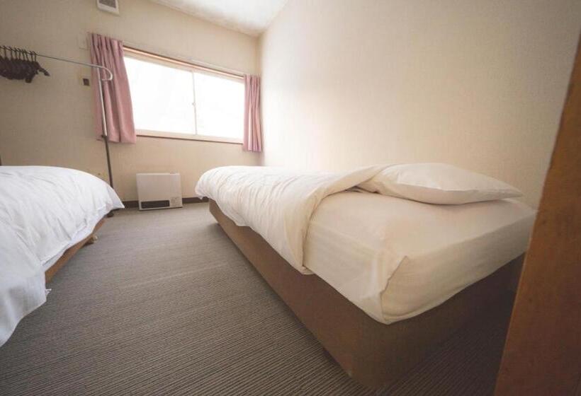 이코노미 룸, Hakuba Cortina Backpackers