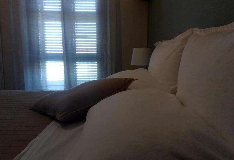 Номер Deluxe с Балконом, Corso Garibaldi