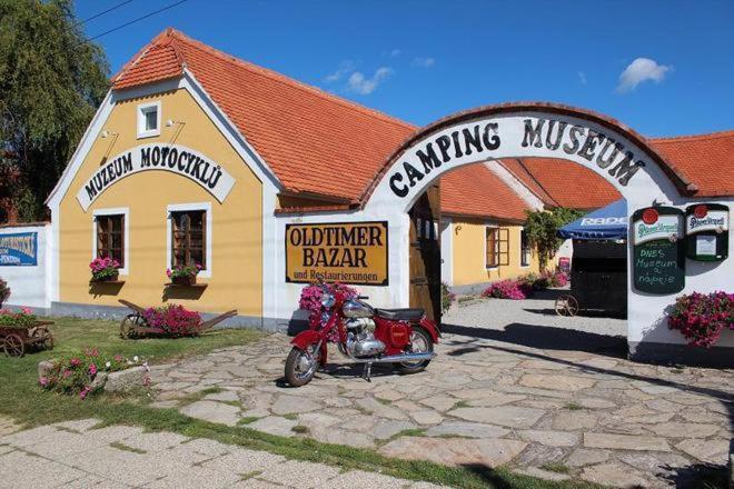 スタンダードルーム, Muzeum Lesná:penzion A Camping