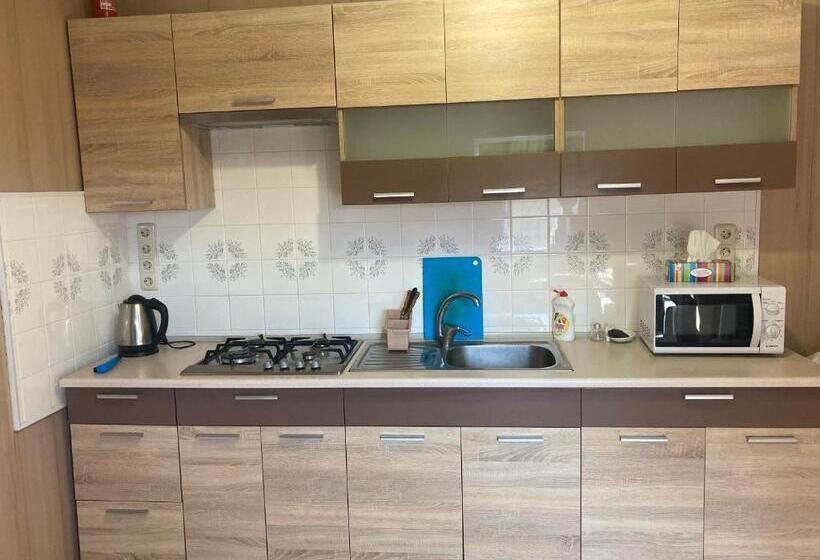 Standard Szoba, Nomera U Moria