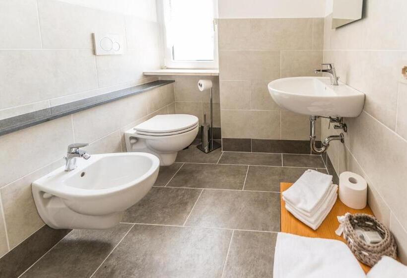 古典房间, Paradiso