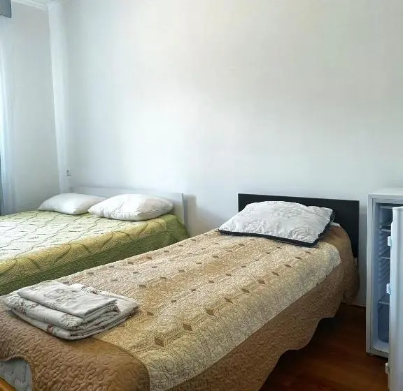 اتاق استاندارد سه نفره, Guest House Arbat