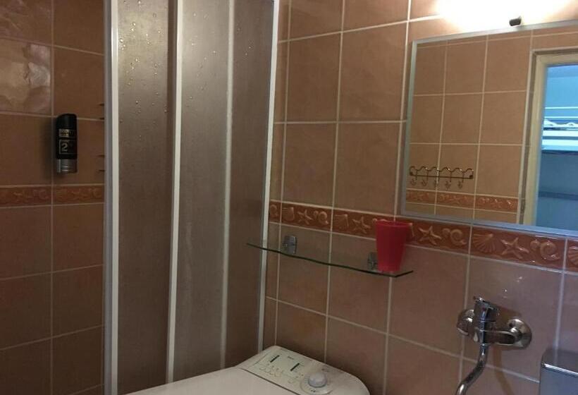 패밀리 스튜디오, Penzión Roal Pieniny