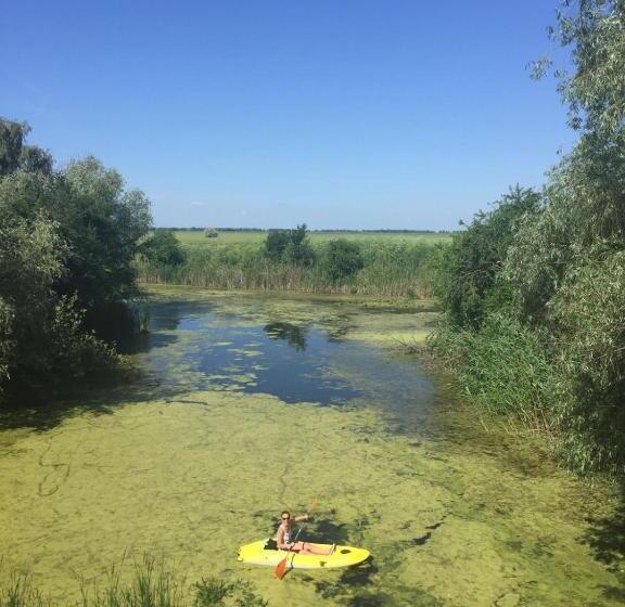 Номер Deluxe, Pensiunea Lui Ivan