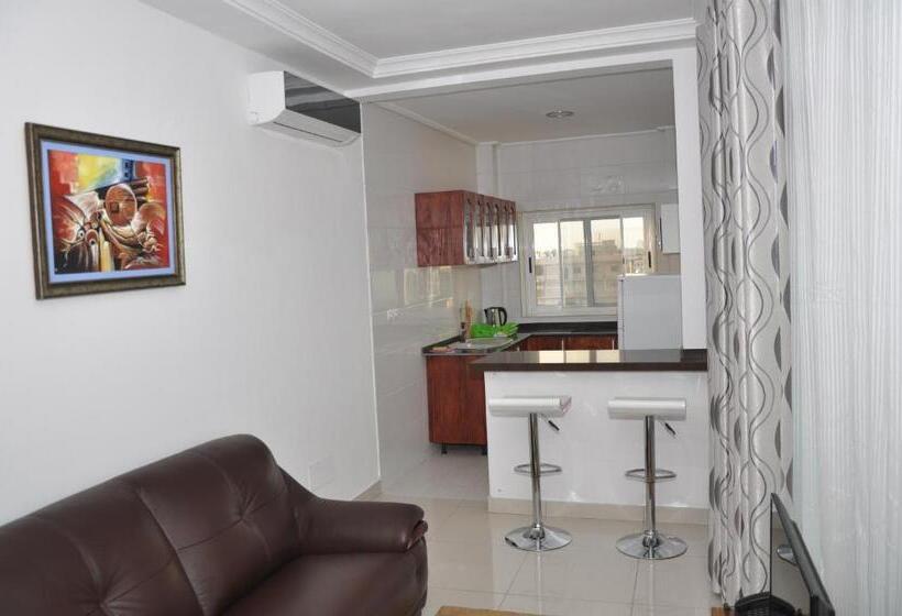 آپارتمان 1 خوابه با چشم‌انداز دریا, Rosalie S Suites