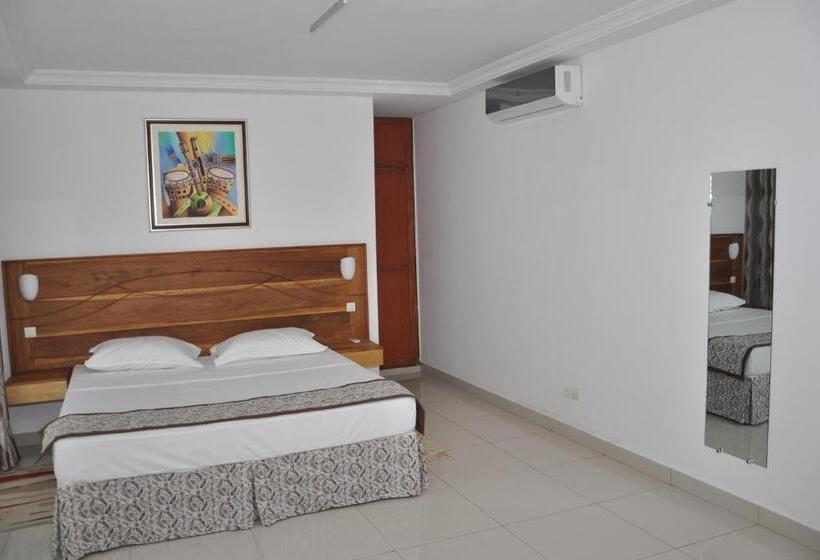 آپارتمان 1 خوابه با چشم‌انداز دریا, Rosalie S Suites