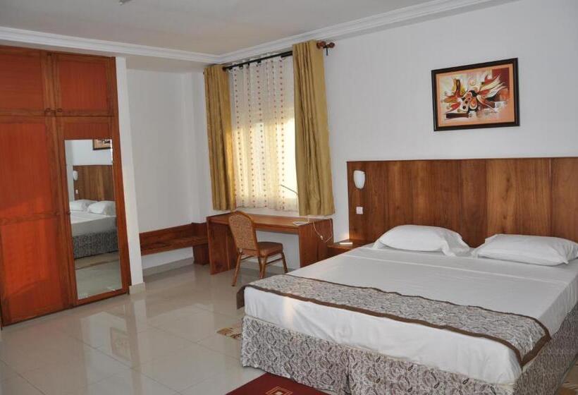 آپارتمان 2 خوابه, Rosalie S Suites