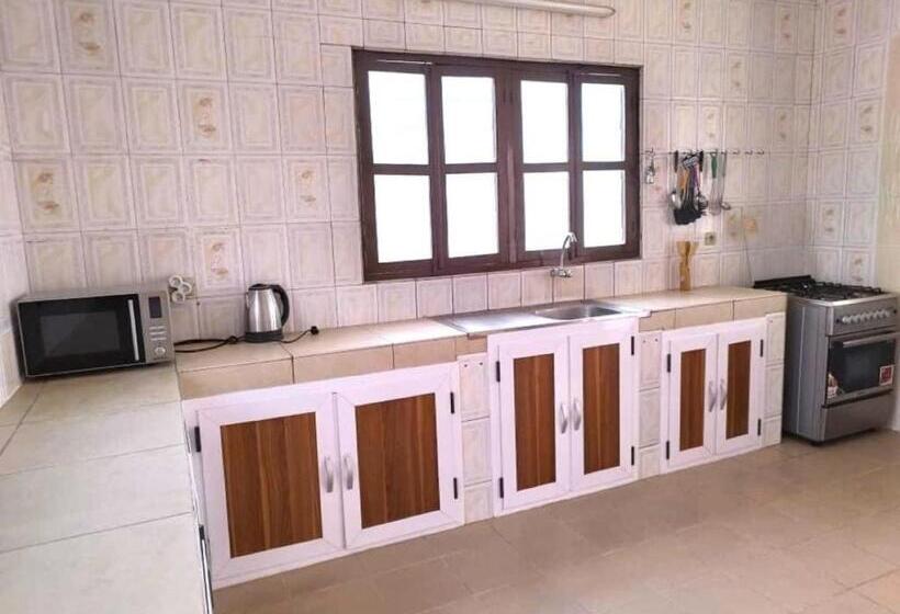 1 Bedroom Penthouse Apartment, Rosalie S Suites