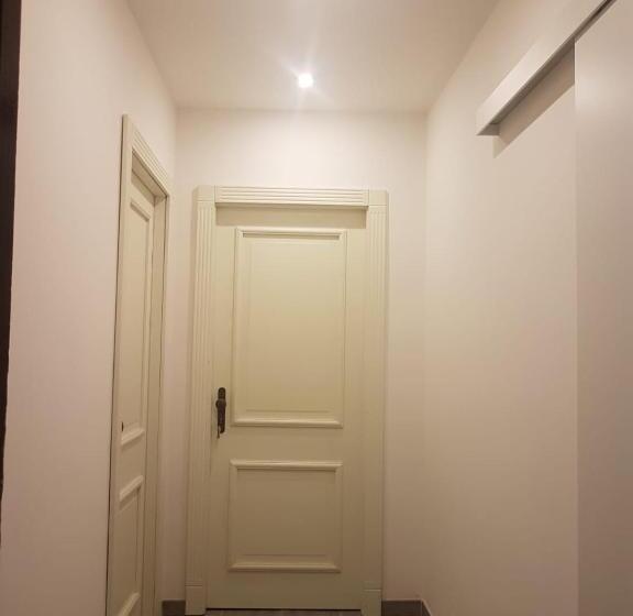 اتاق استاندارد, Casanoemi 2