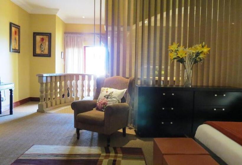 Люкс Повышенной Комфортности, Eagles Rock Guest House