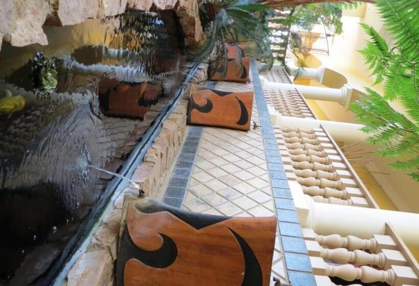 Номер Стандарт с Балконом, Eagles Rock Guest House