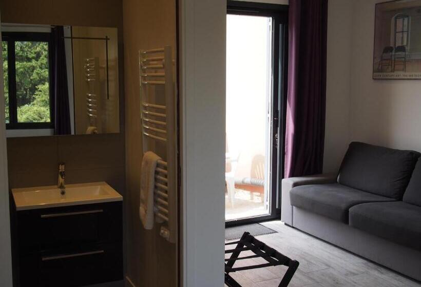 プールビュースタンダードステューディオ, Les Agaves