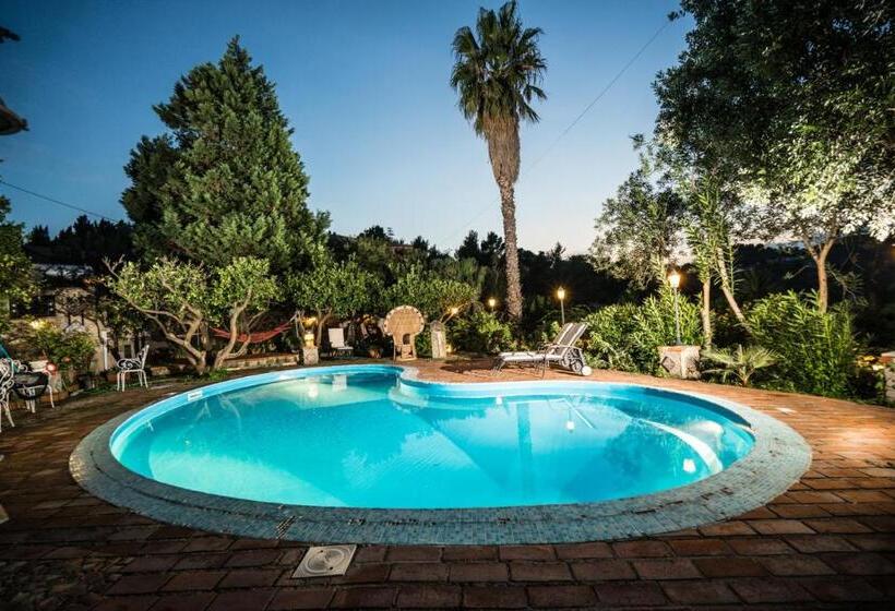 فيلا غرفة نوم واحدة مع مسبح, Villa Ordile