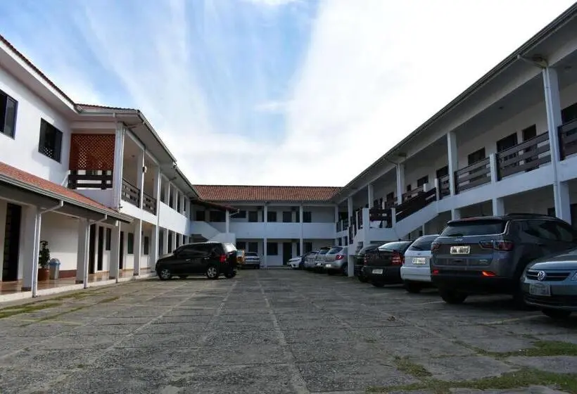 スイート, Nossa Senhora Do Carmo