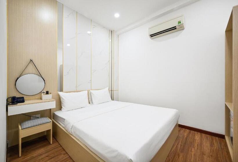 اتاق استاندارد, Sunrise Airport