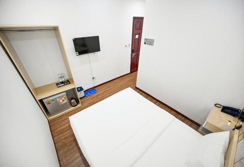 اتاق استاندارد, Sunrise Airport