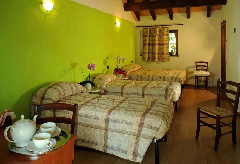 غرفة قياسية رباعية, Maison Lombard