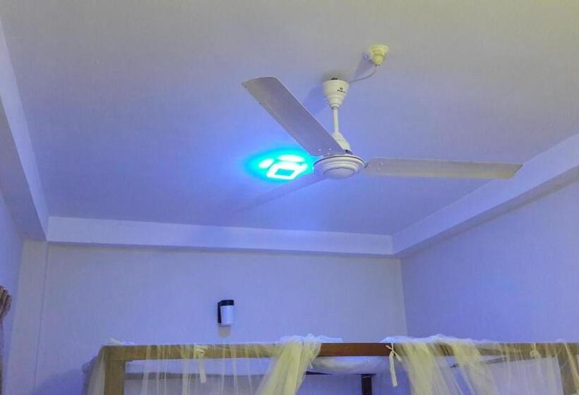 标准间, Moon Light Rest