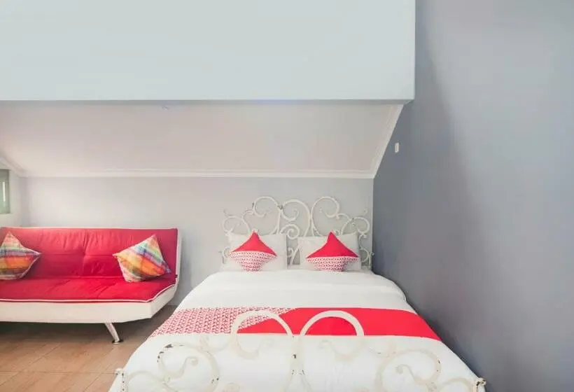 Deluxe Suite, Polaz