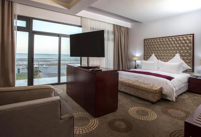 Superior room with lake view, Flamingo Villas Boutique