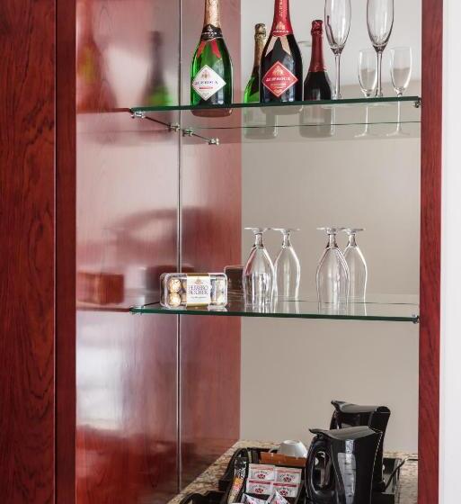 اتاق لوکس با چشمانداز دریاچه, Flamingo Villas Boutique