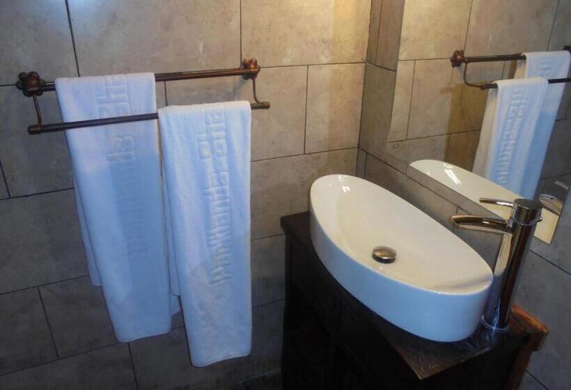 اتاق سوپریور با تخت بزرگ, Parklands Shade