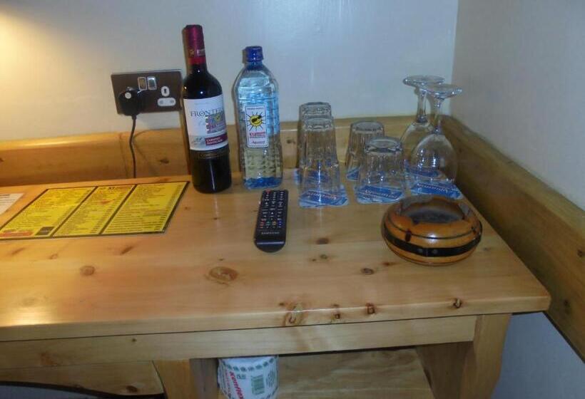 اتاق سوپریور با تخت بزرگ, Parklands Shade