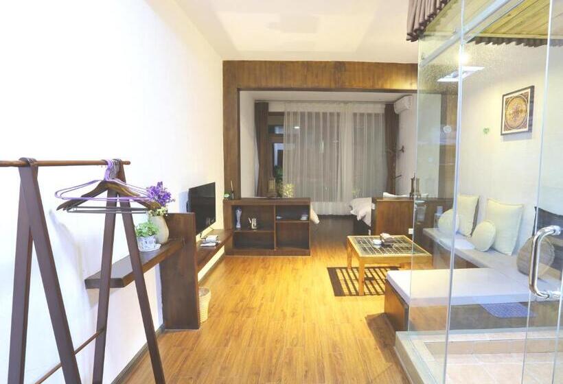 バルコニー付きスタンダードルーム, The Corner Seaview