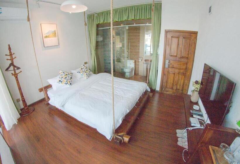 オーシャンビュースタンダードルームバルコニー付き, The Corner Seaview