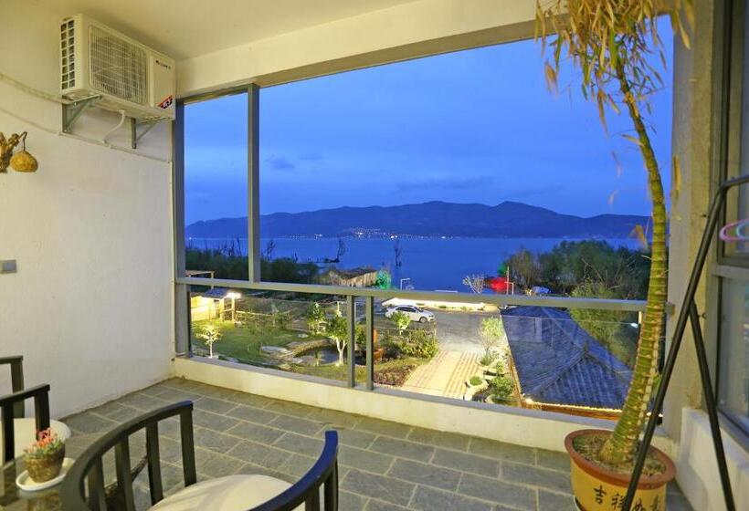 オーシャンビュースタンダードルームバルコニー付き, The Corner Seaview