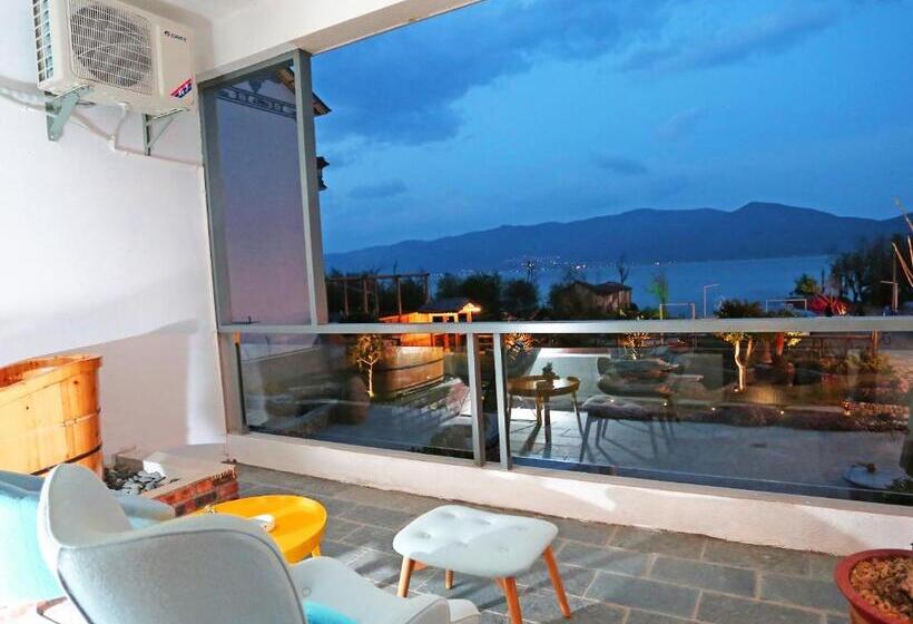 オーシャンビュースタンダードルーム, The Corner Seaview