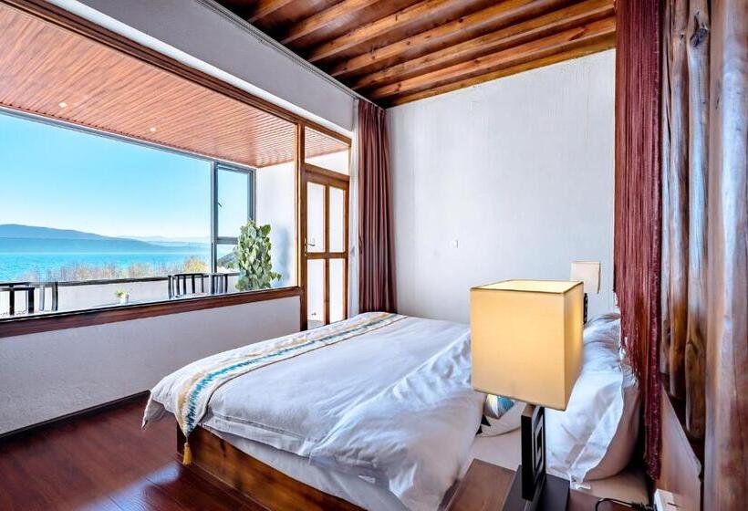 レイクビュースタンダードルーム, The Corner Seaview